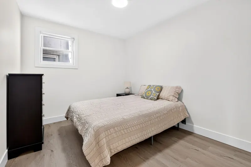 McEwan Suites 2 bedroom + den suite, photo 4